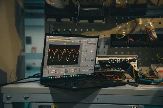 Oscilloscope capture during signal testing
