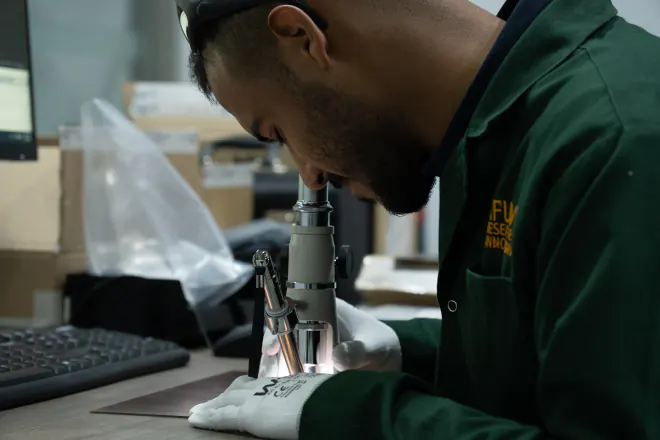 Inspecting a copper substrate under the microscope