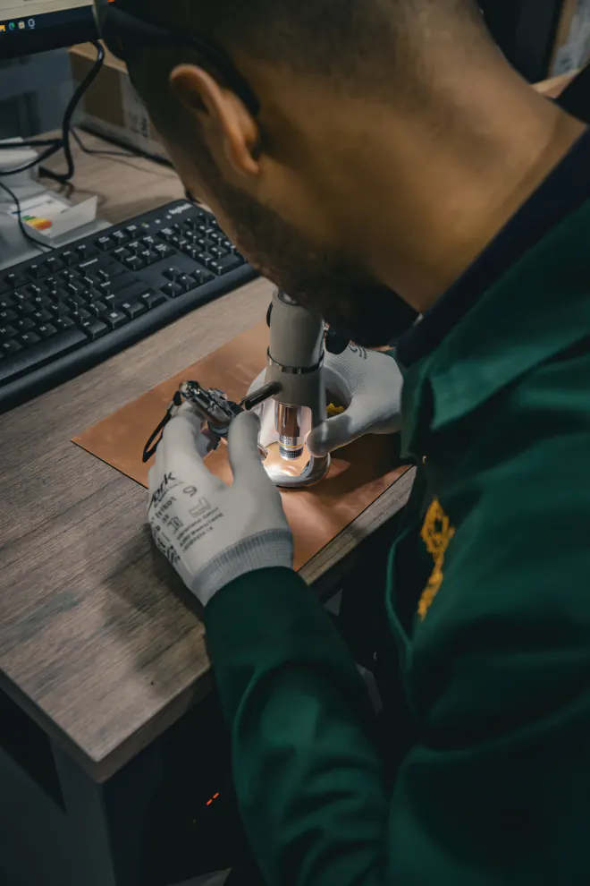 Microscope inspection, overhead